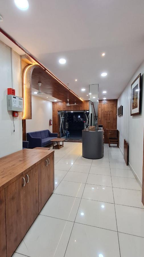 Hotel Tirth Ankleshwar エクステリア 写真
