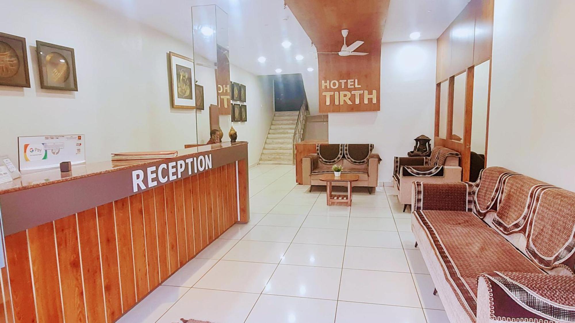 Hotel Tirth Ankleshwar エクステリア 写真